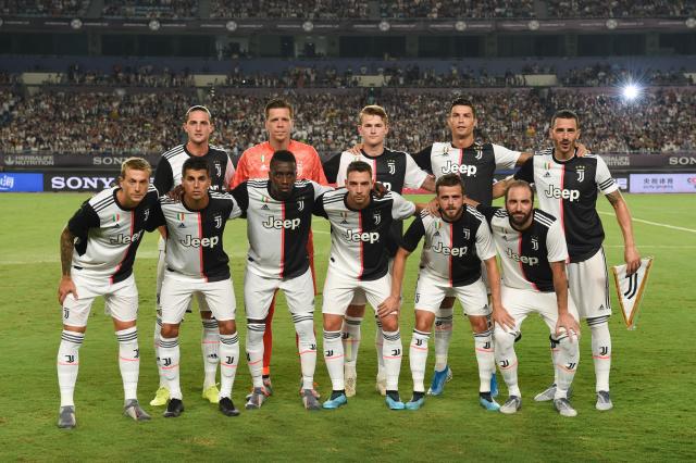 德转比甲身价前10：措利斯3000万欧第1，小斯坦科维奇上榜（德转发布比甲身价前十榜：措利斯以3000万欧居首，小斯坦科维奇入选）