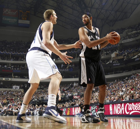 斯图加特的恩达夫在伤愈后重拾状态：逆境中的前锋之路（伤愈归来再现锋芒：恩达夫在斯图加特的逆袭之路）