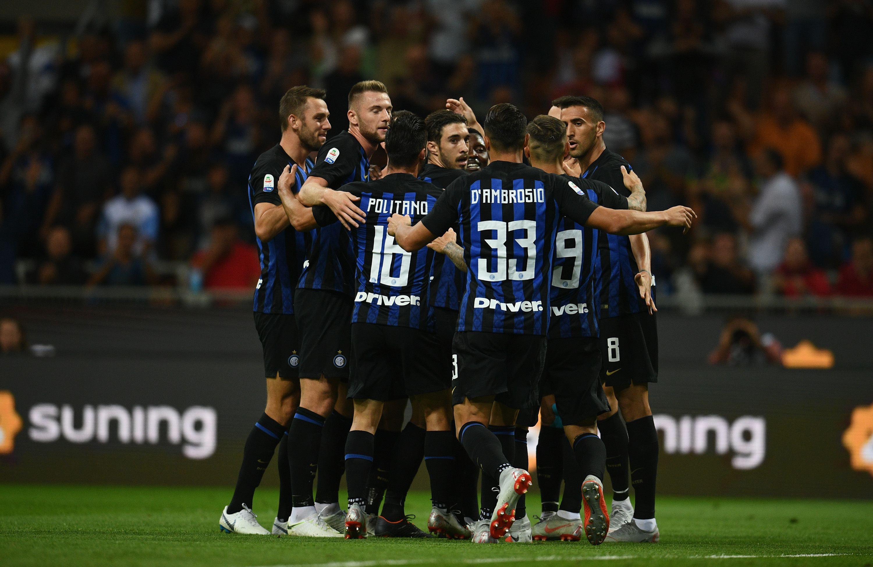 剑南春丨国米2-0拉齐奥登顶，劳塔罗闪击，博尼破门（剑南春丨国米2比0击败拉齐奥登顶榜首，劳塔罗闪电破门，博尼建功）