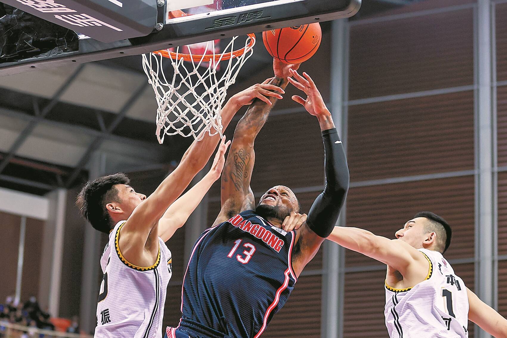 佛得角主帅：我们知道对阵西班牙会很艰难，但并非不可能赢（佛得角主帅：迎战西班牙虽难，赢球仍有机会）