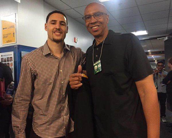 意媒：裁判协会认为米兰vs拉齐奥VAR介入错误，并将予以停职（意媒：裁判协会认定米兰战拉齐奥VAR介入失当，相关裁判将被停职）