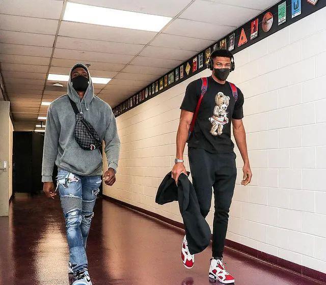 国安新体育总监中文名叫马永明，此前曾担任拜仁亚太区体育总监（国安任命马永明为新任体育总监，曾出任拜仁亚太区体育总监）