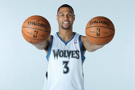 半场战报：科隆1-0汉堡，阿赫破门（上半场：阿赫破门，科隆1-0领先汉堡）